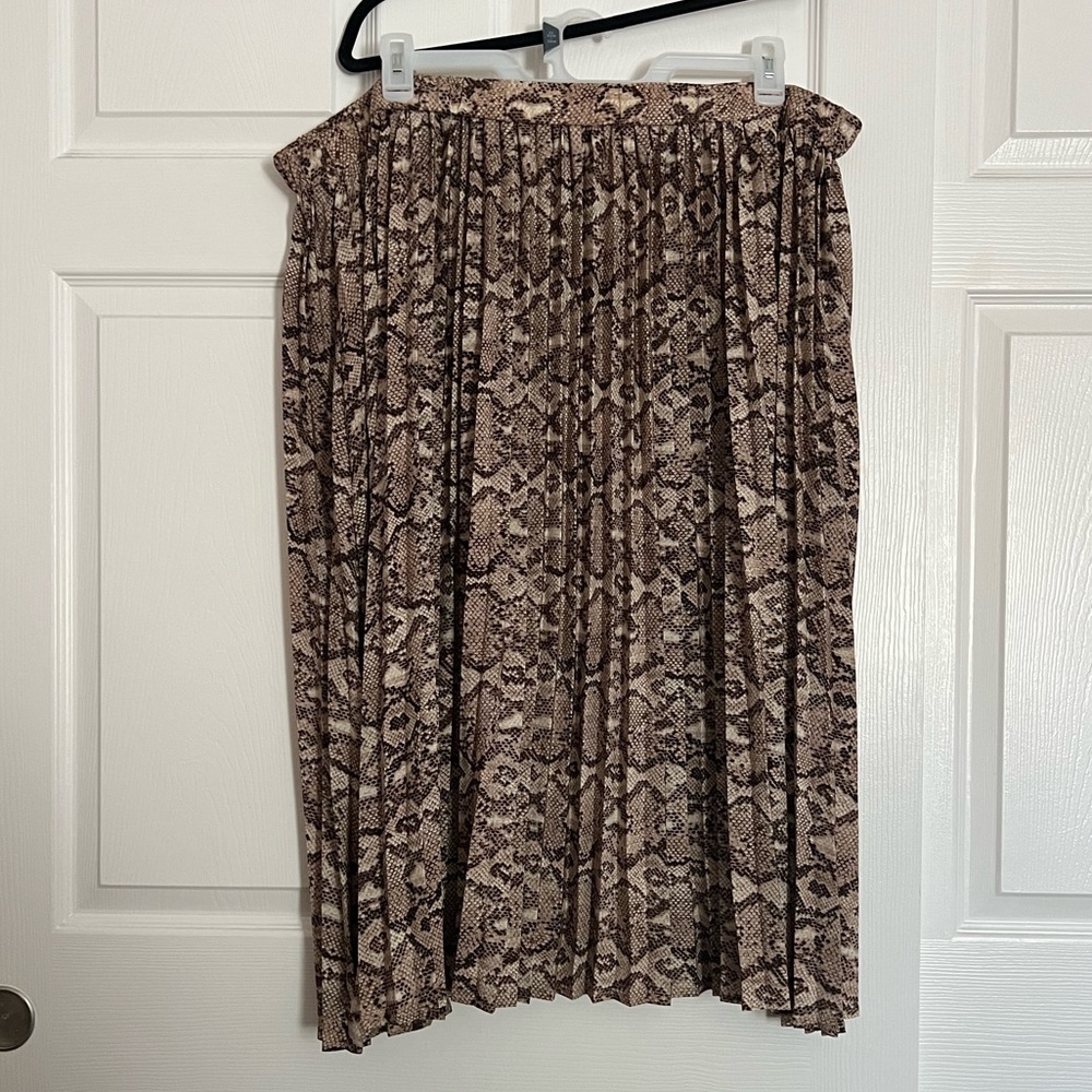 Pleated snake skin midi skirt